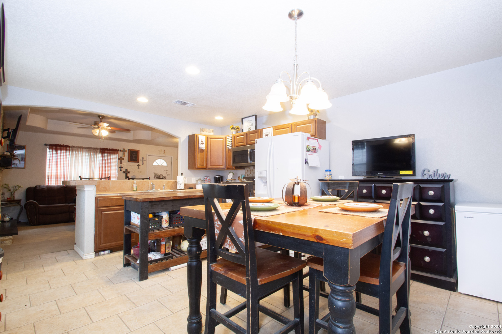 3403 REFORMA DR