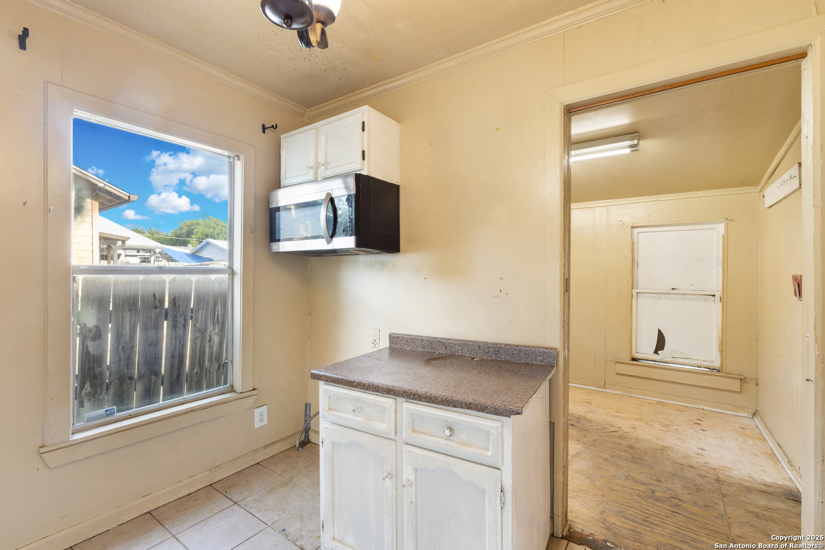 2911 Lombrano