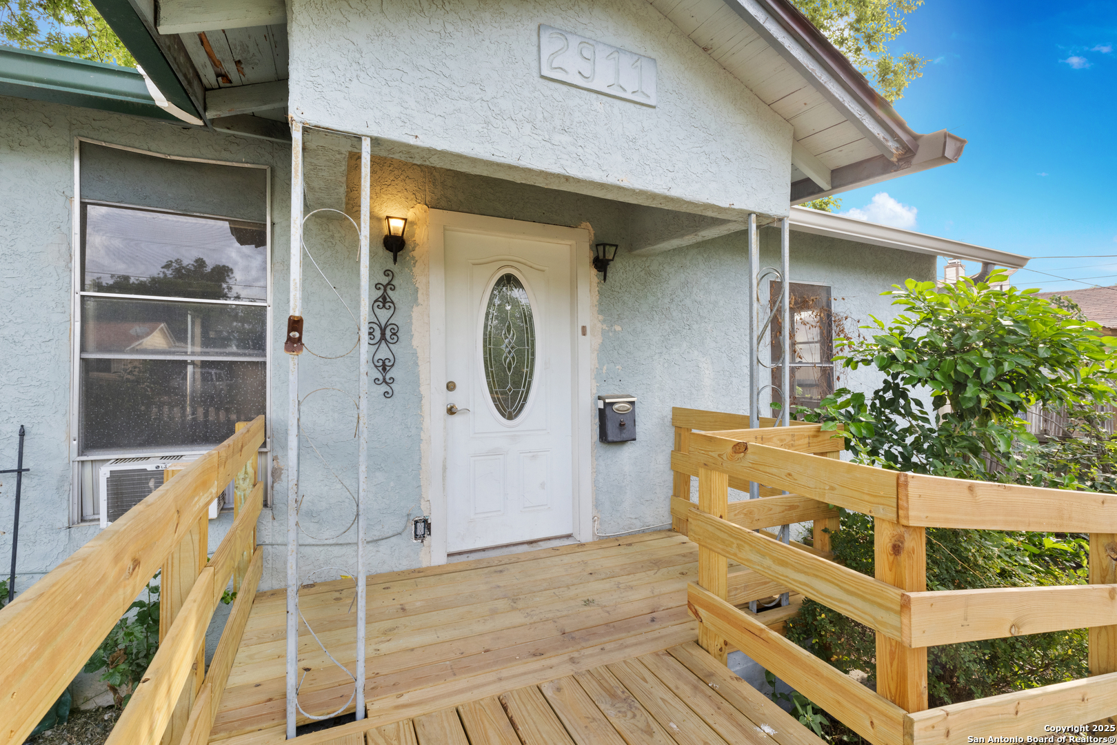2911 Lombrano