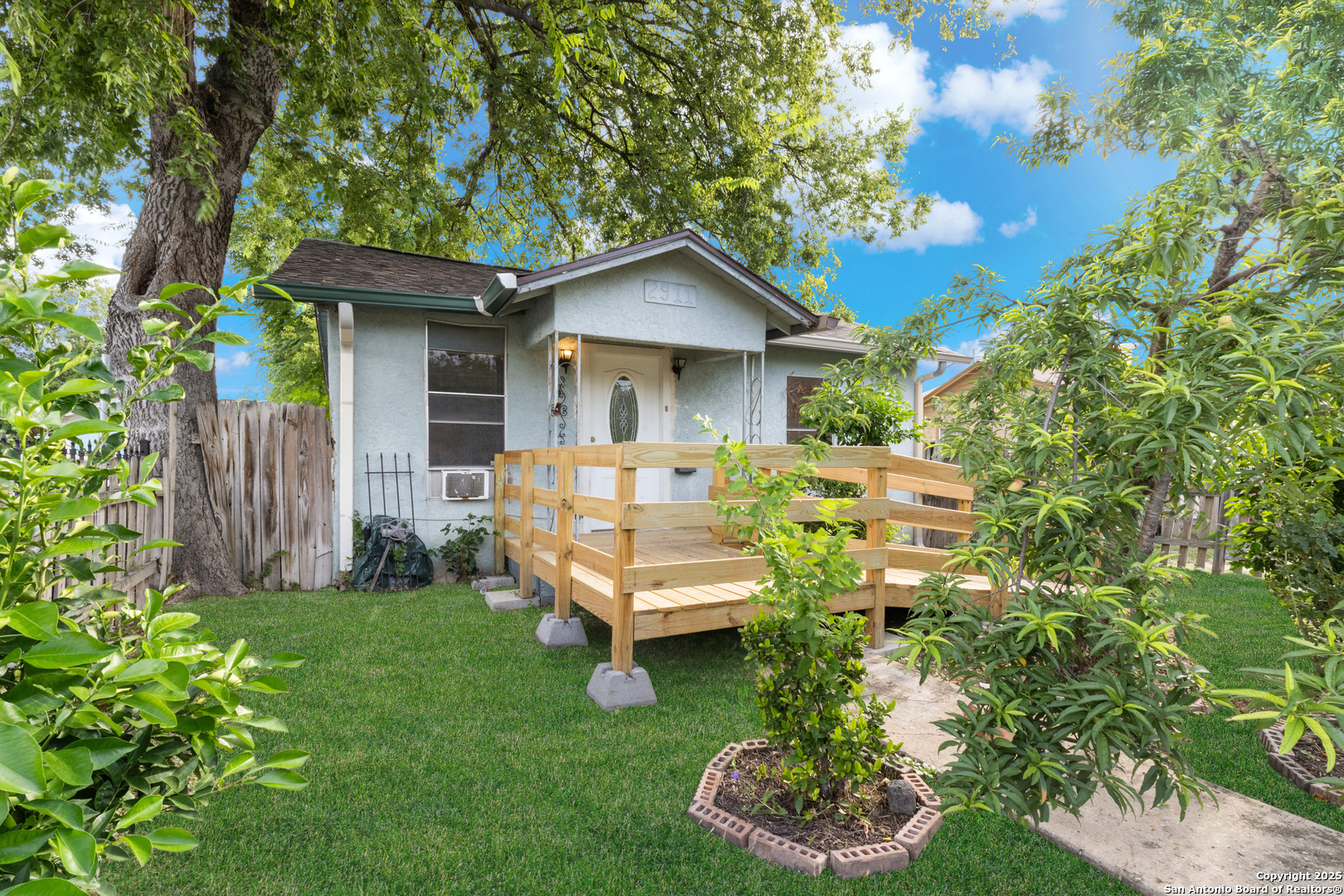 2911 Lombrano