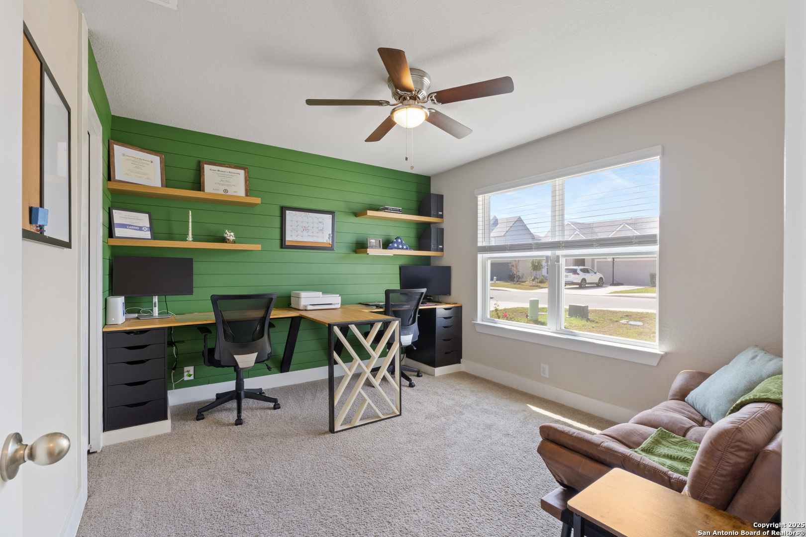 21220 Cobbles Loop