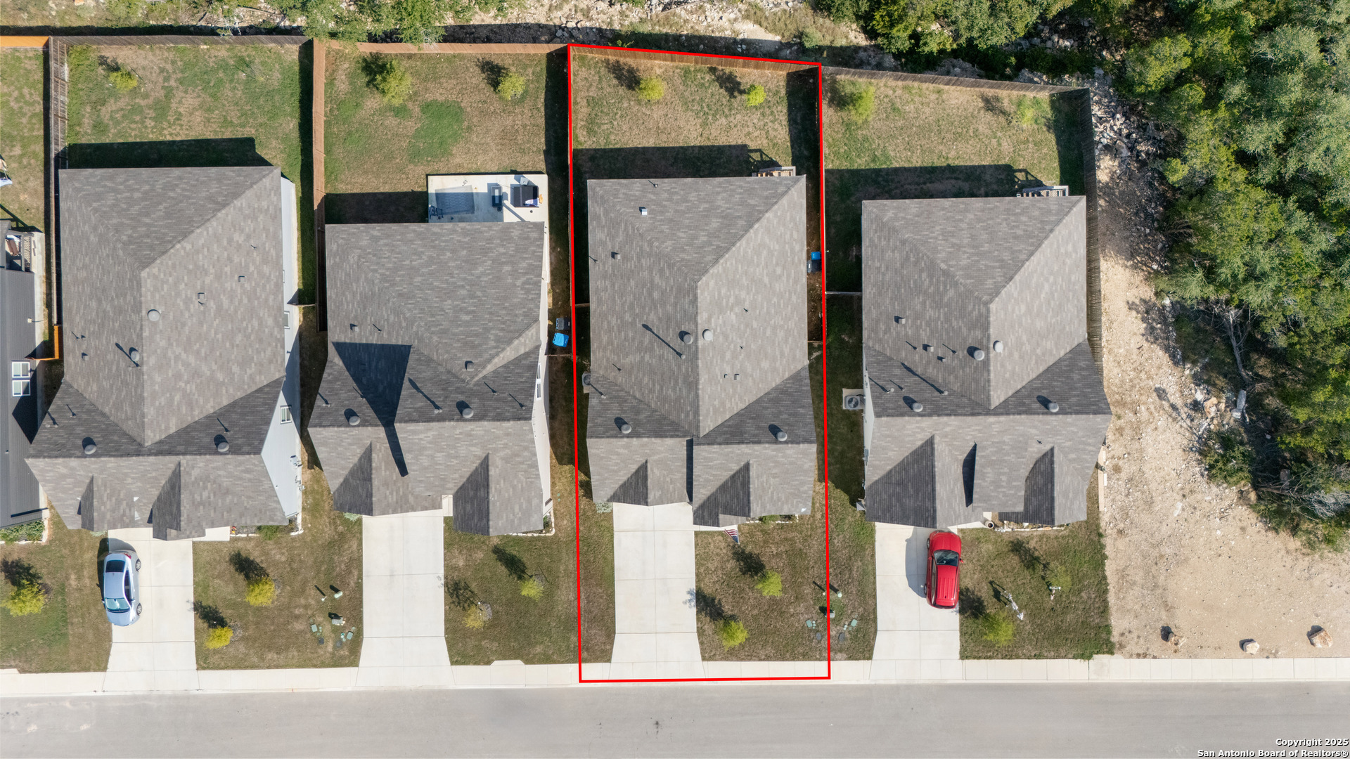 21220 Cobbles Loop