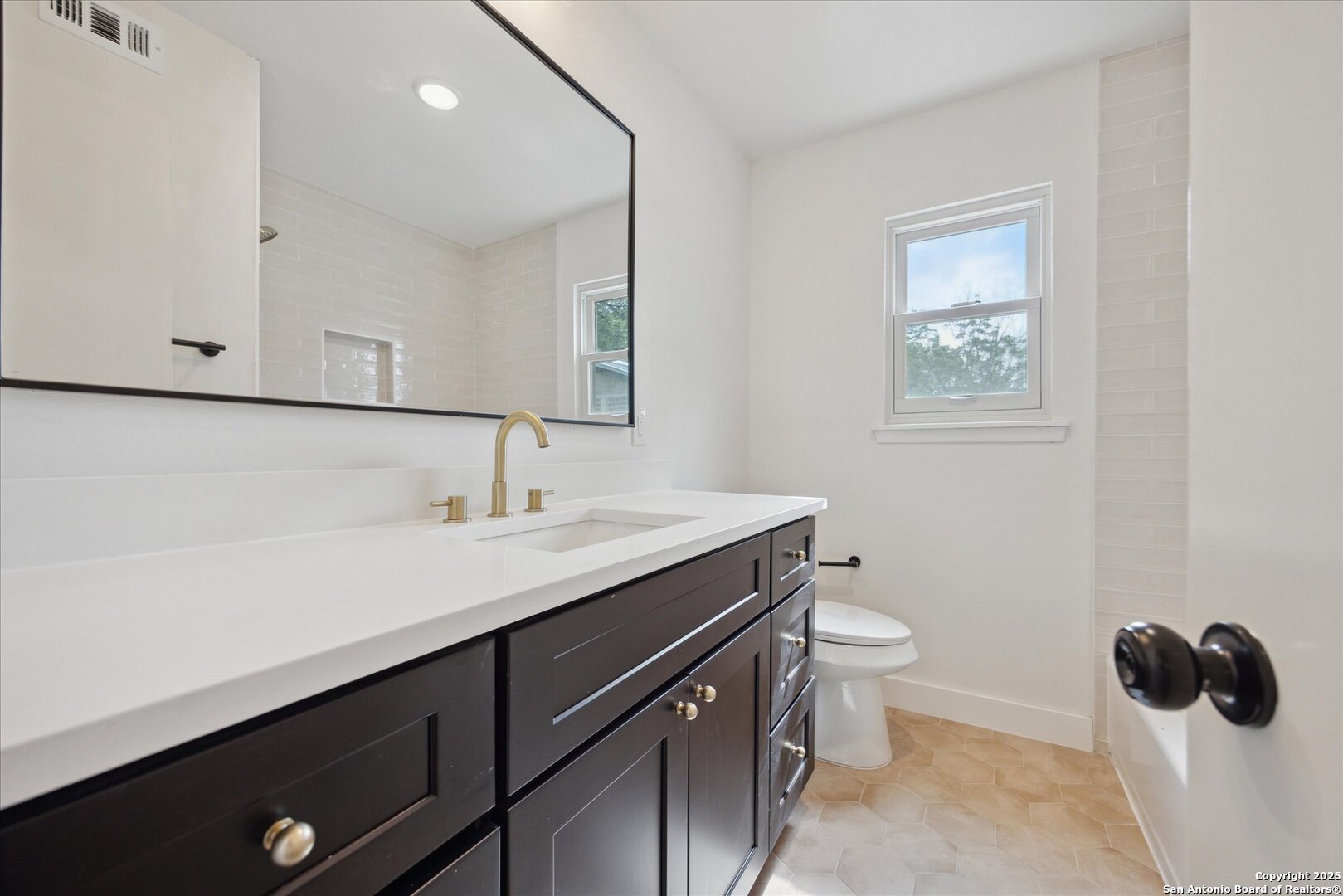 206 Trafalgar