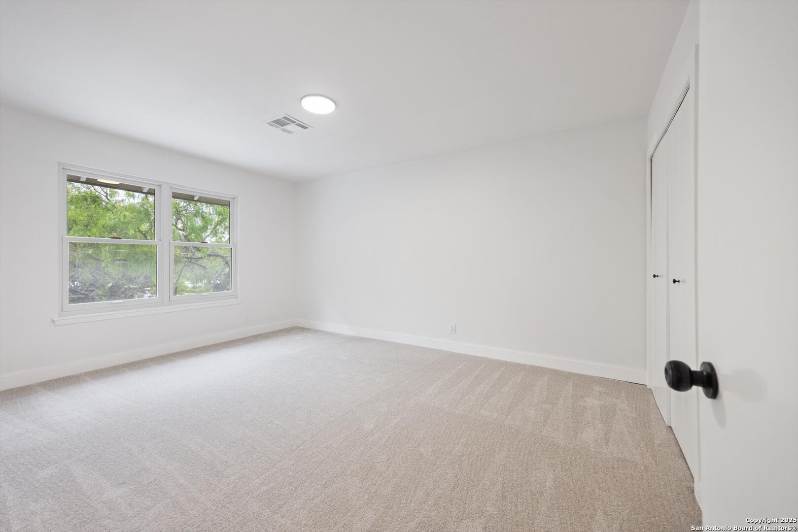 206 Trafalgar