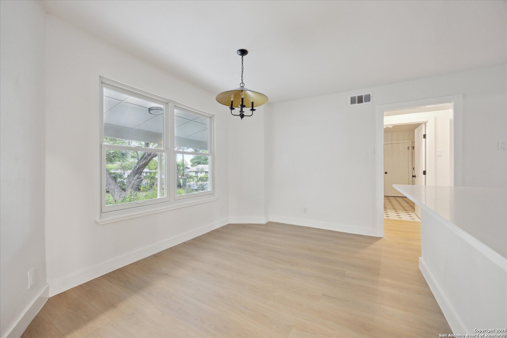 206 Trafalgar