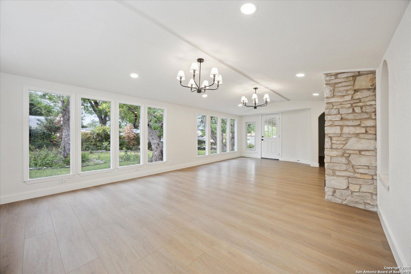 206 Trafalgar