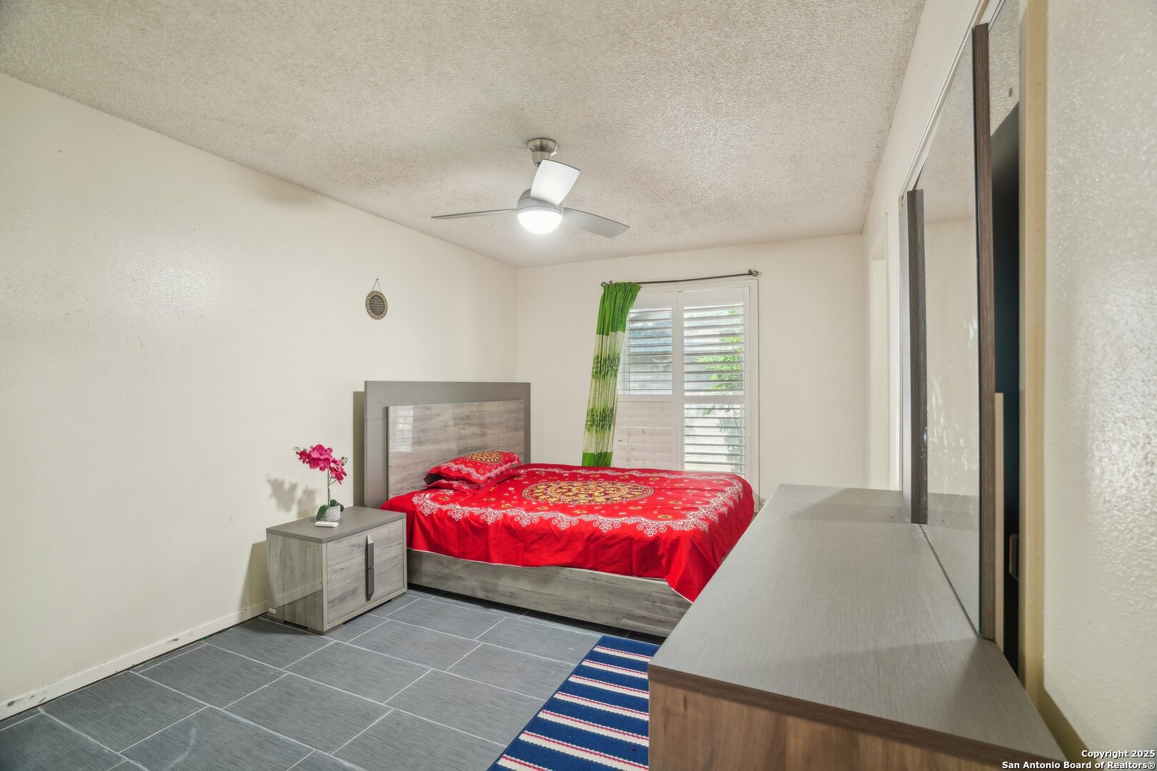 4919 ARBOR RIDGE DR