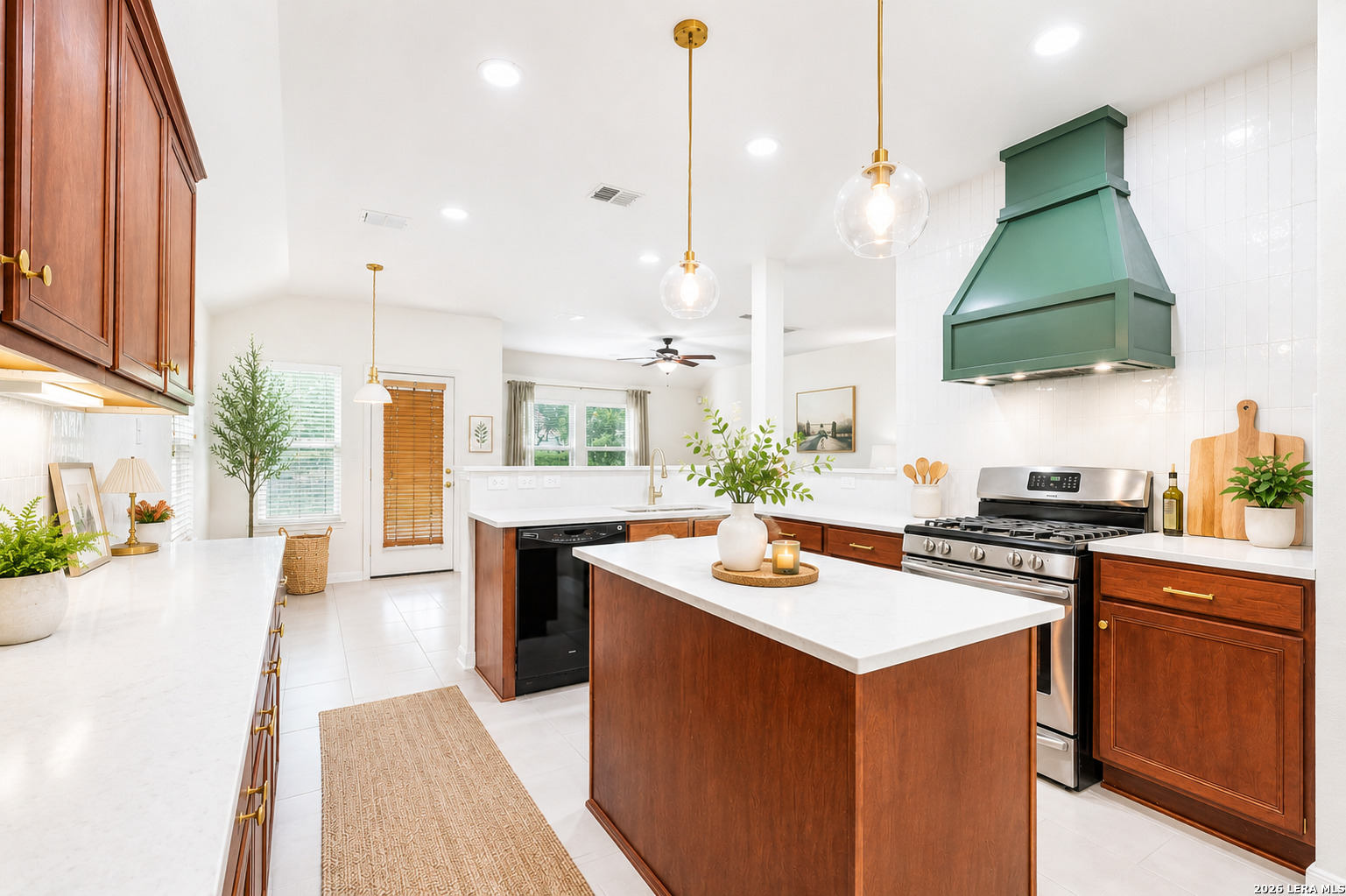 407 Cushing