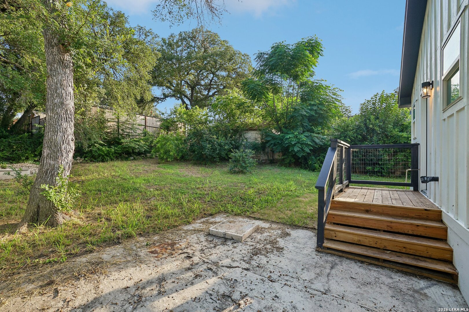 1422 KAYTON AVE
