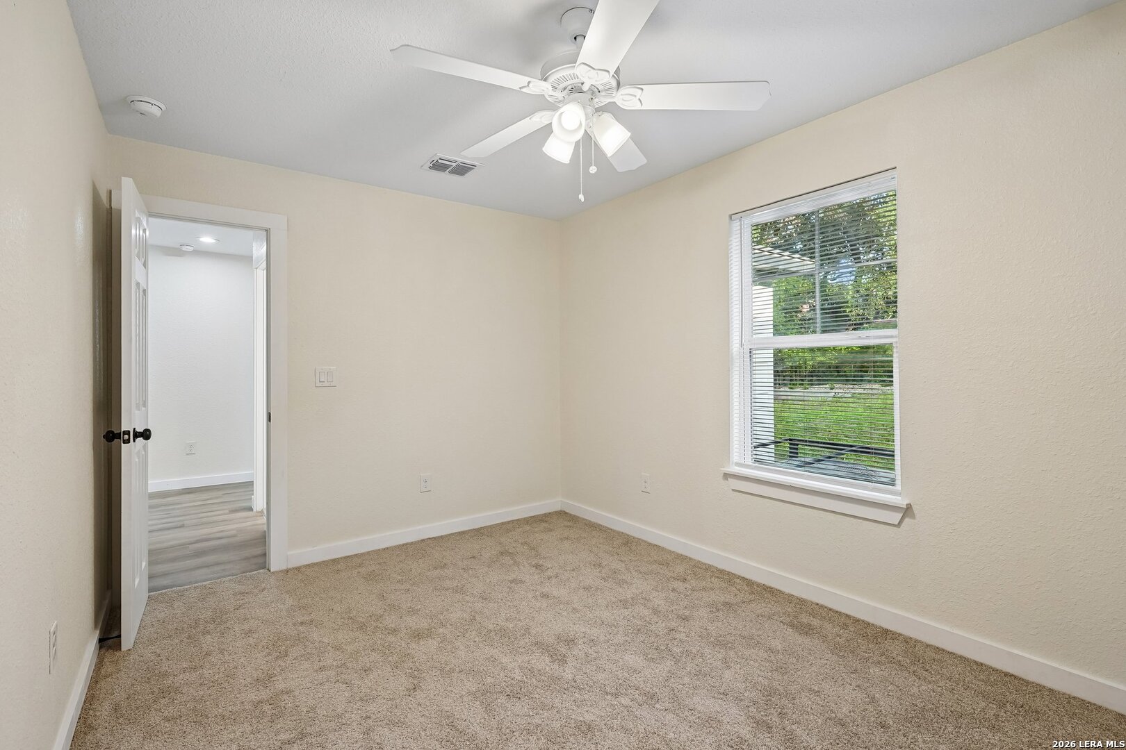 1422 KAYTON AVE