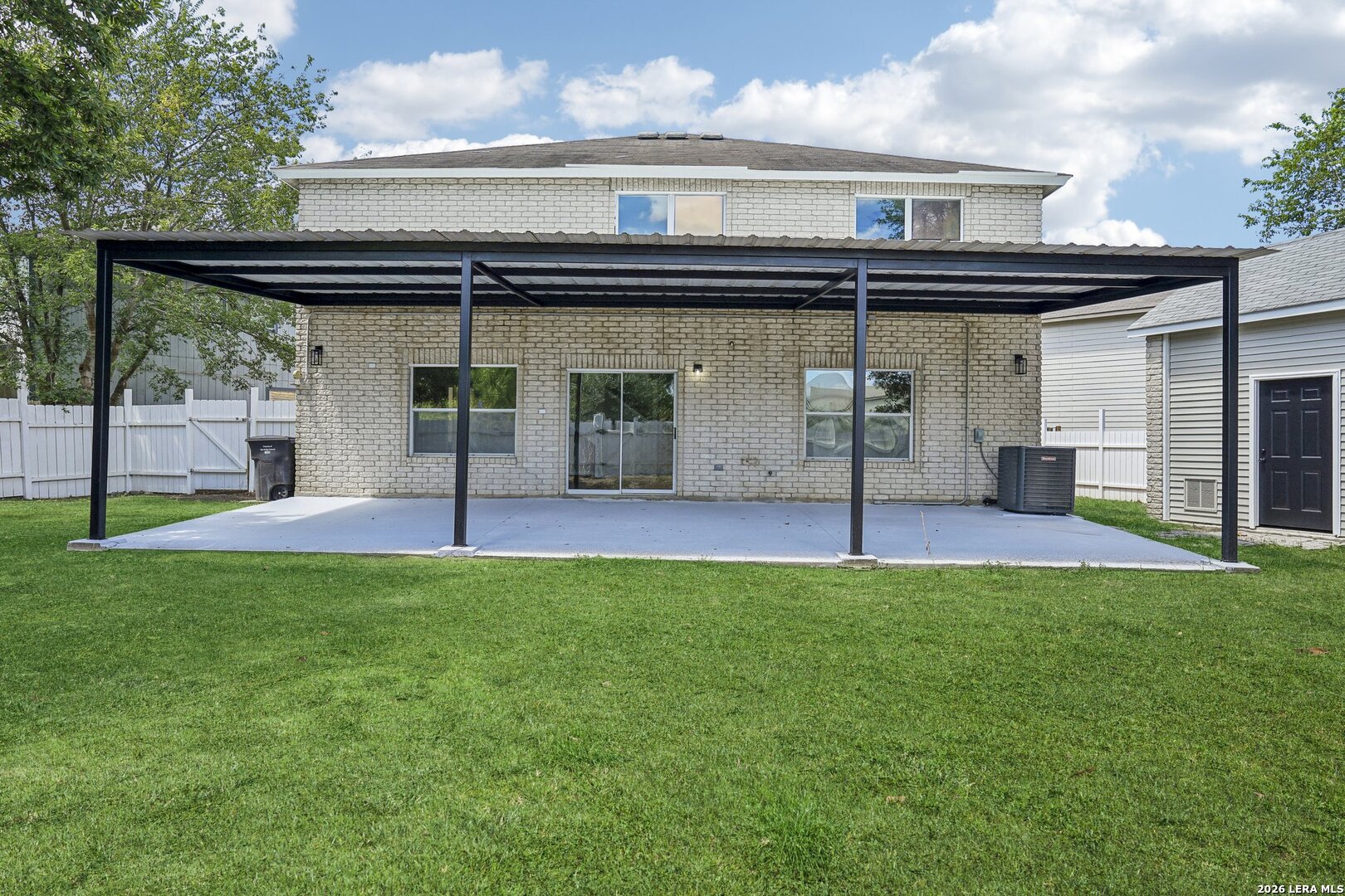 5526 Burton Farm