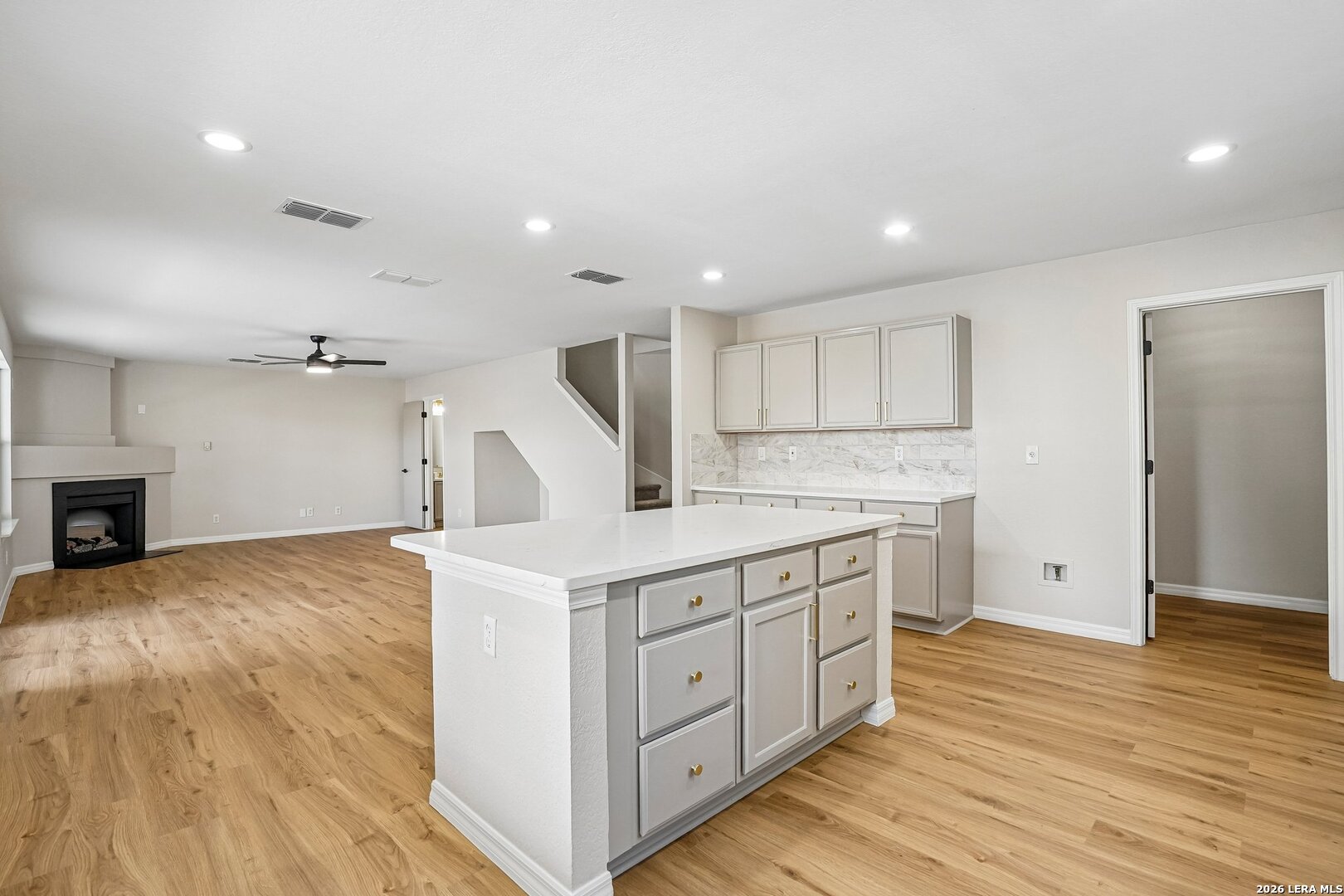 5526 Burton Farm