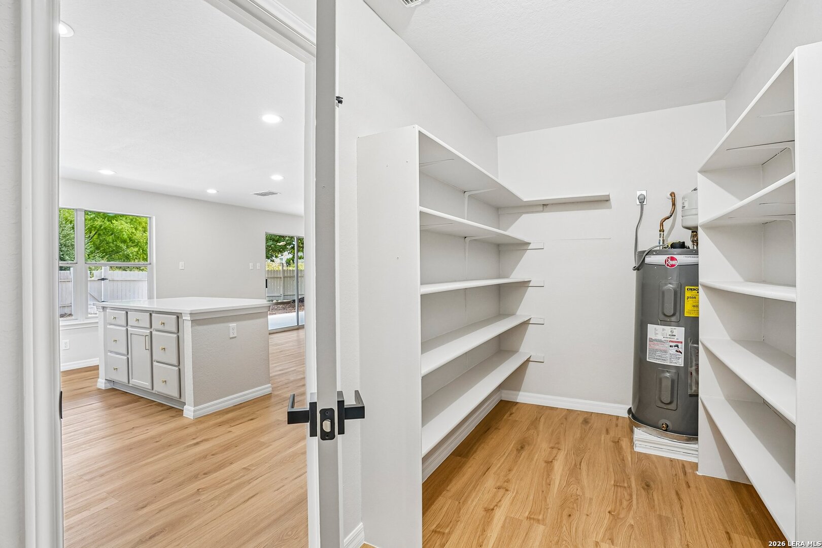 5526 Burton Farm