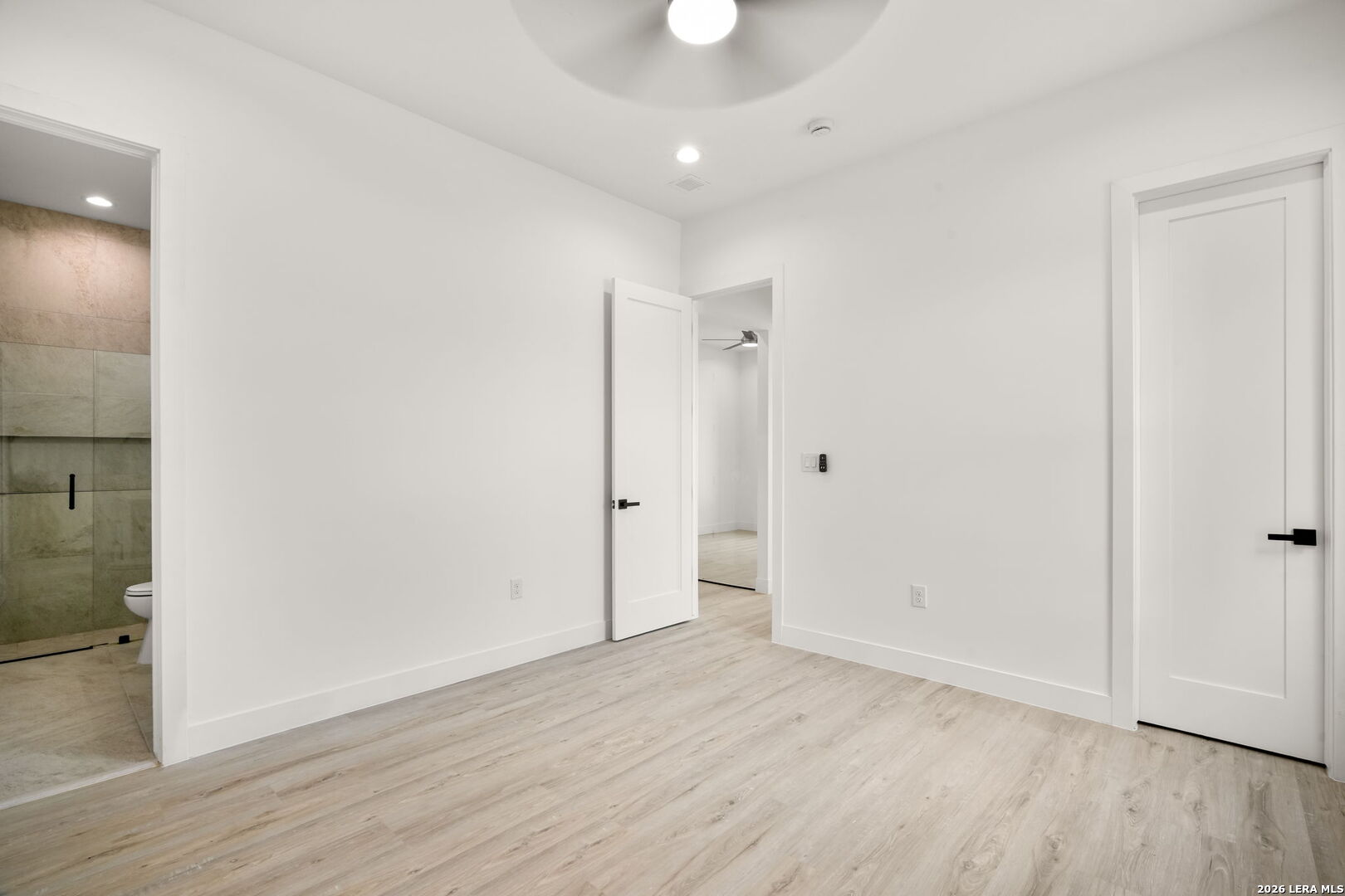 5024 JARDINES PL