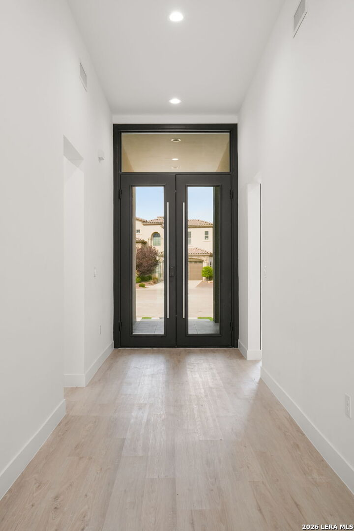 5024 JARDINES PL