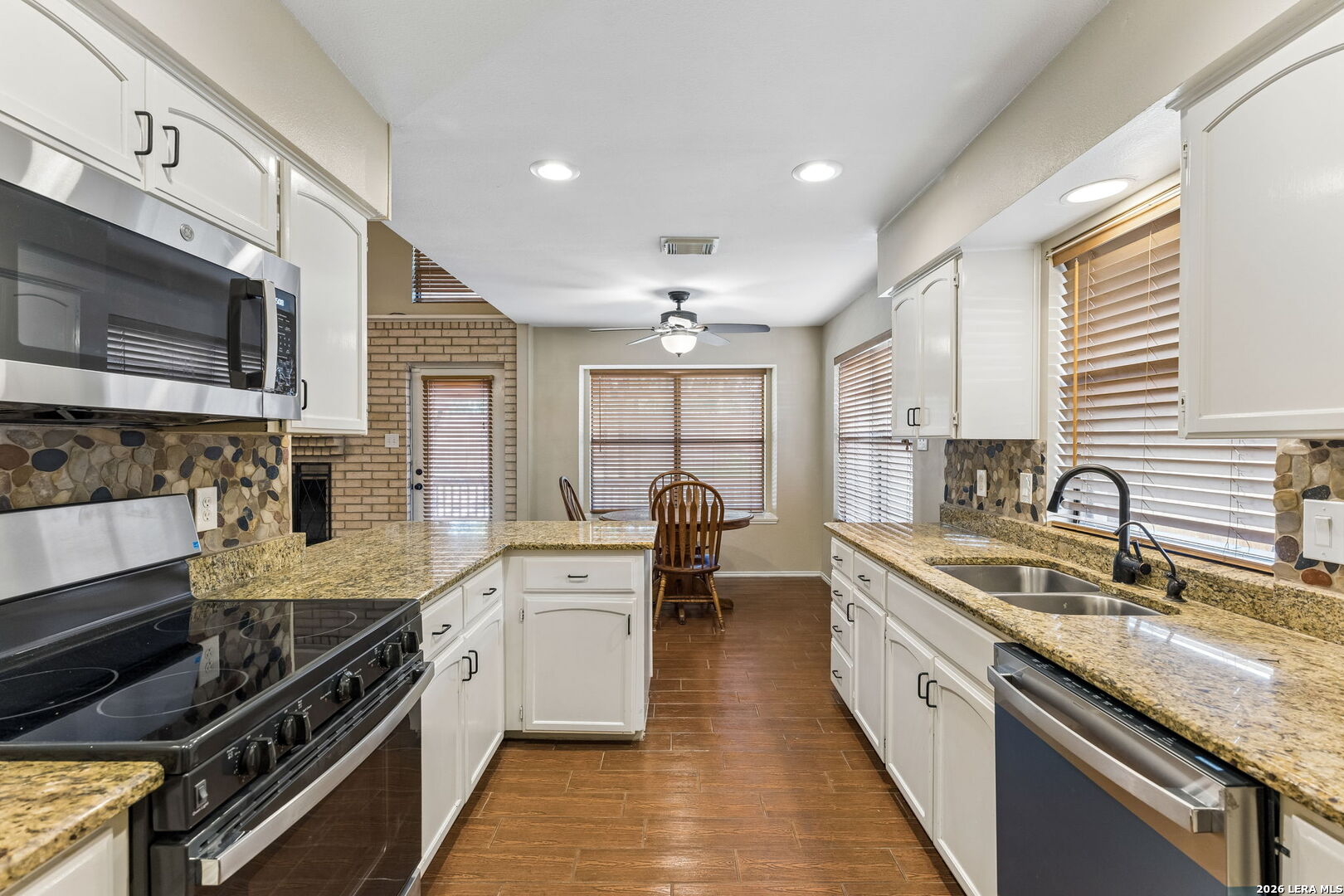 2127 Oak Bnd
