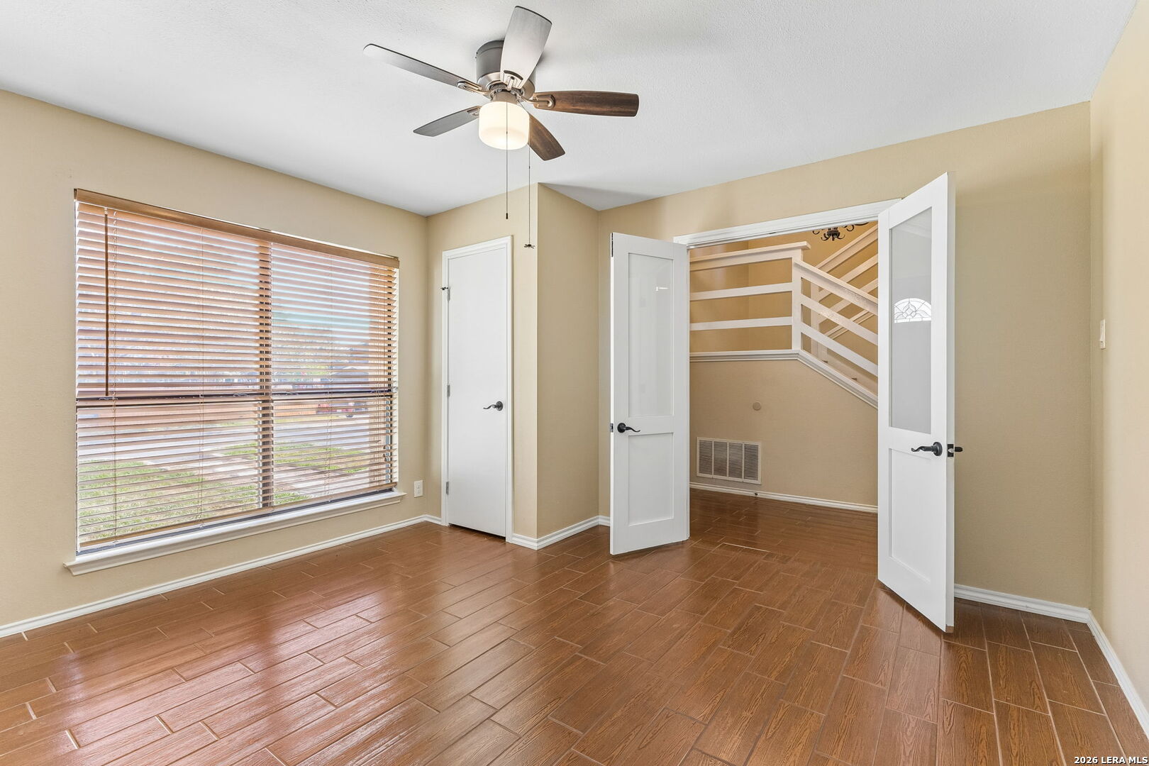 2127 Oak Bnd