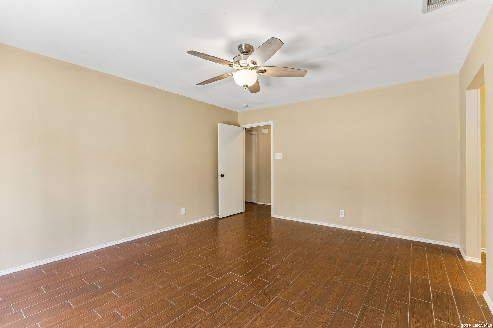 2127 Oak Bnd