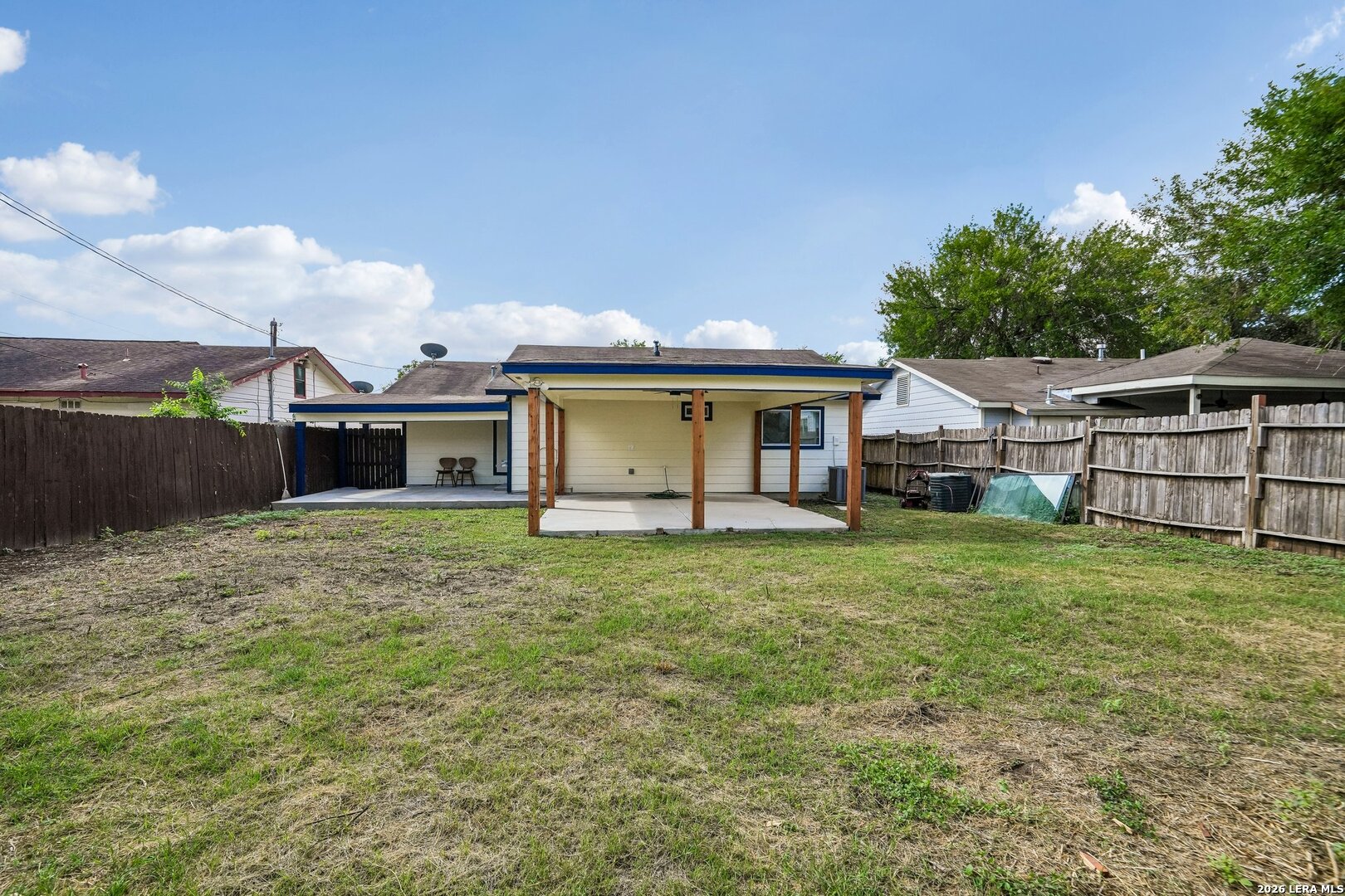6707 BLUE OAK LN