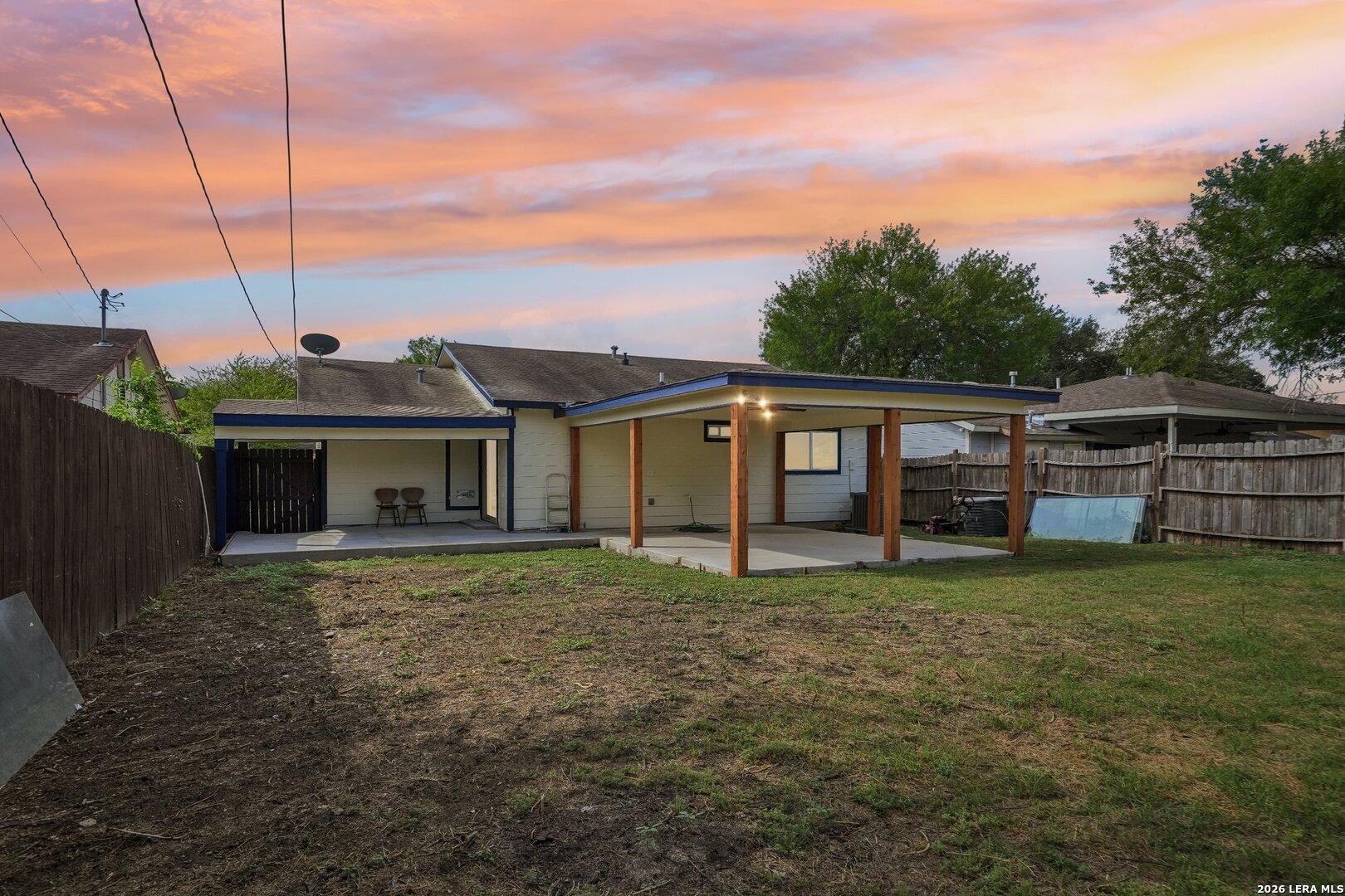 6707 BLUE OAK LN