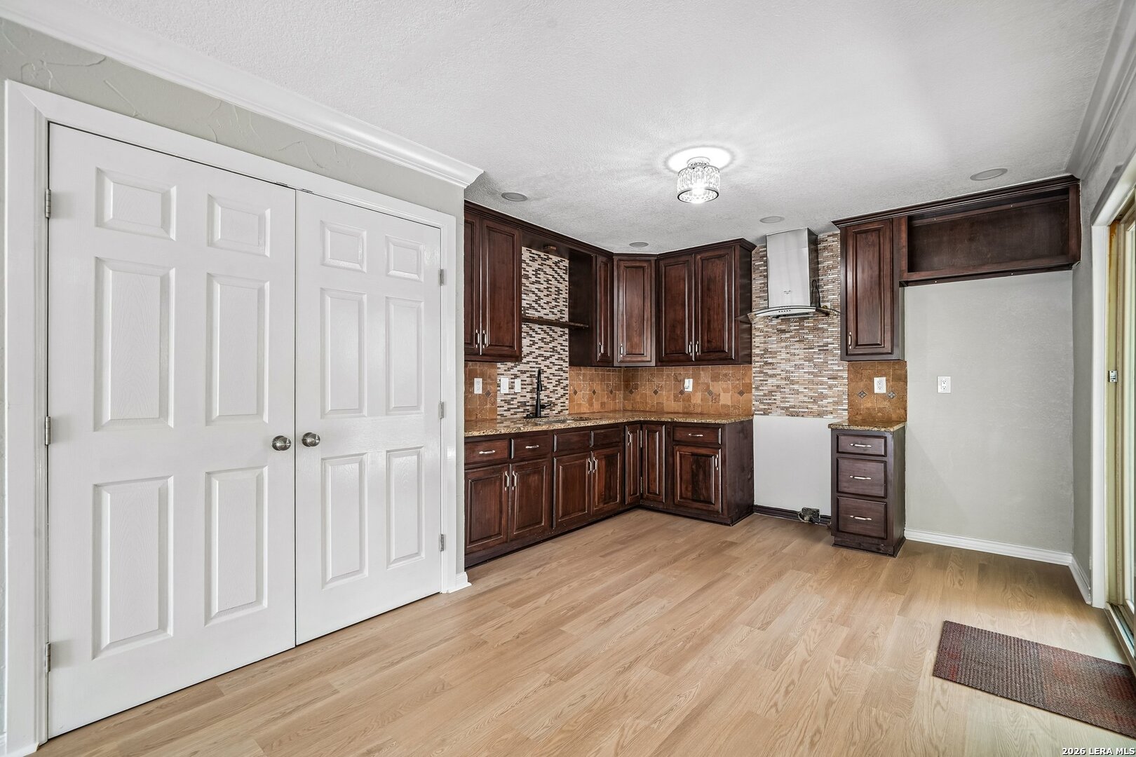 6707 BLUE OAK LN