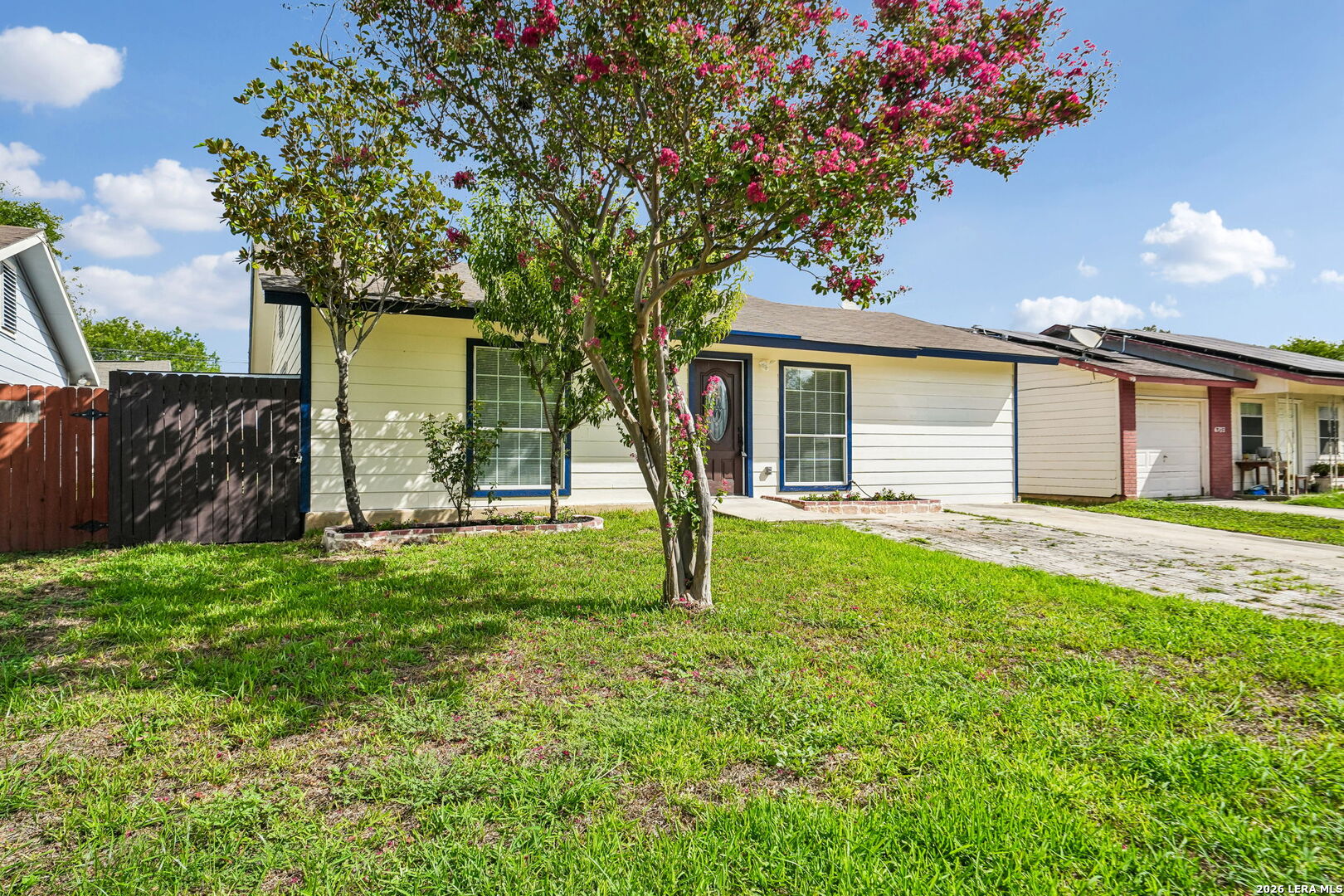 6707 BLUE OAK LN