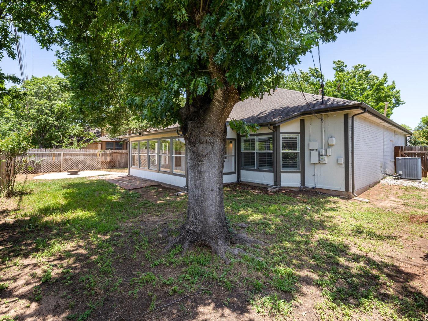 7802 Vail Valley DR