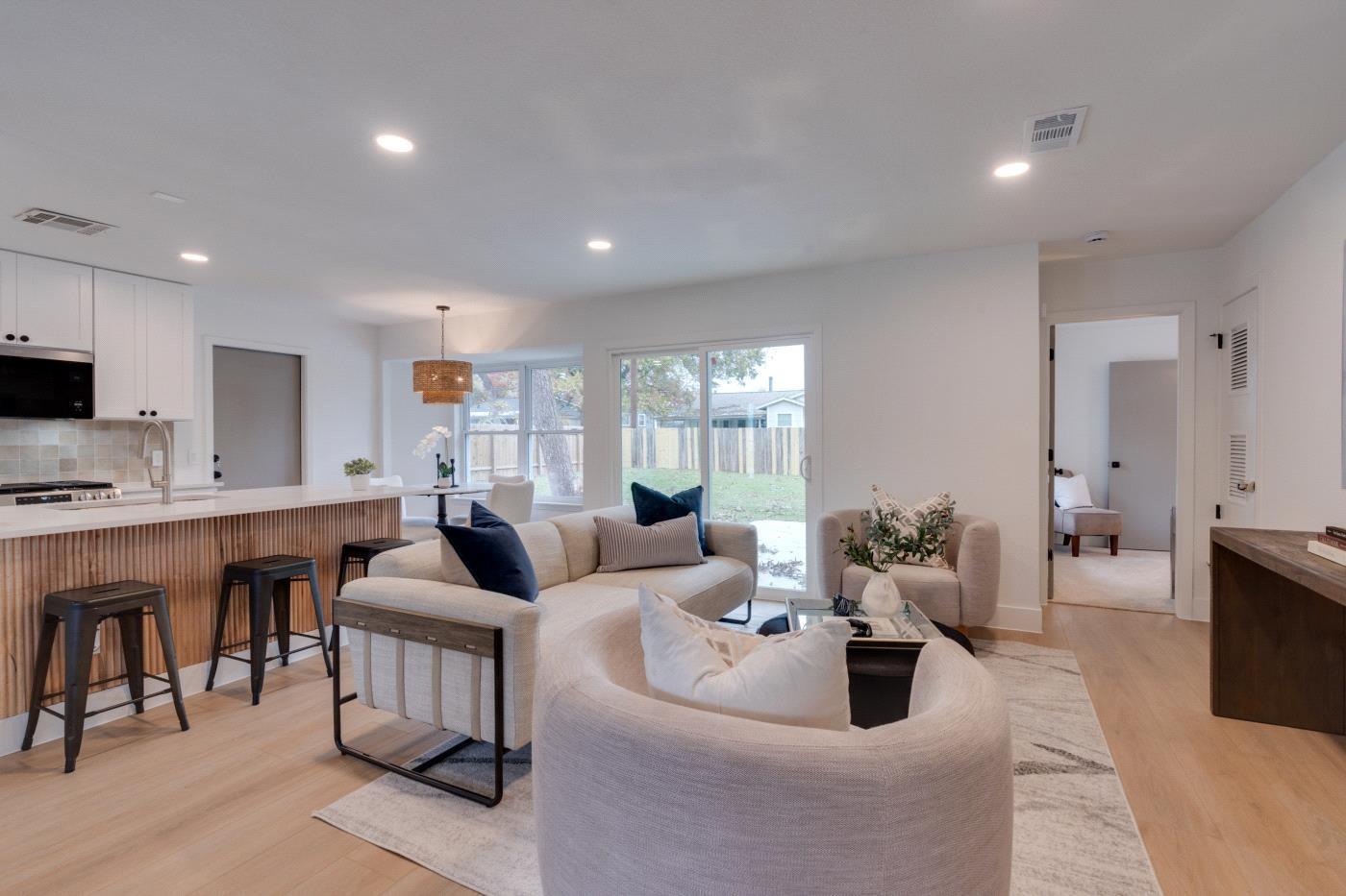 1002 Alden DR