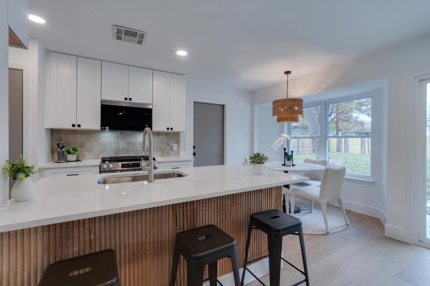 1002 Alden DR