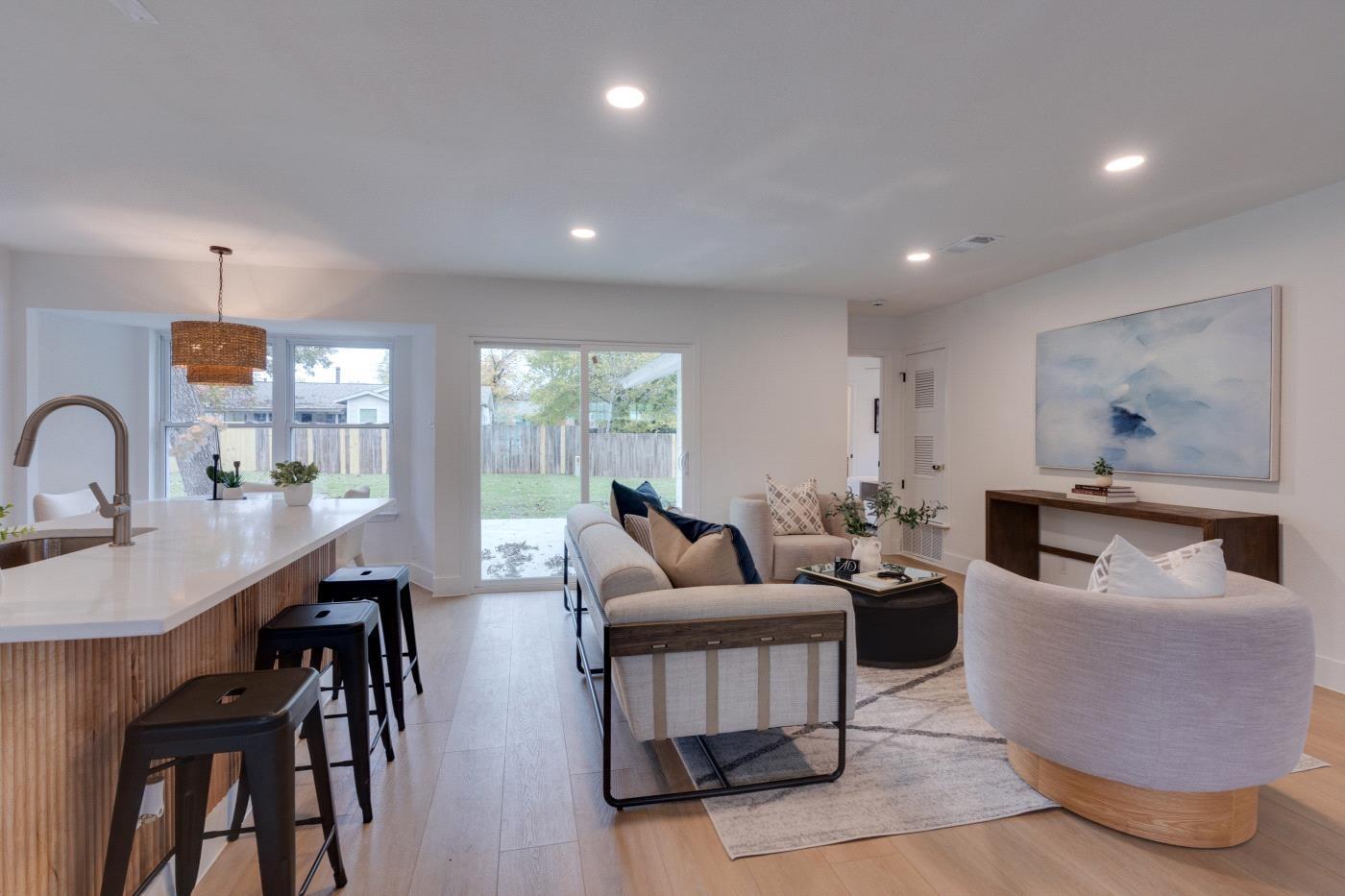 1002 Alden DR
