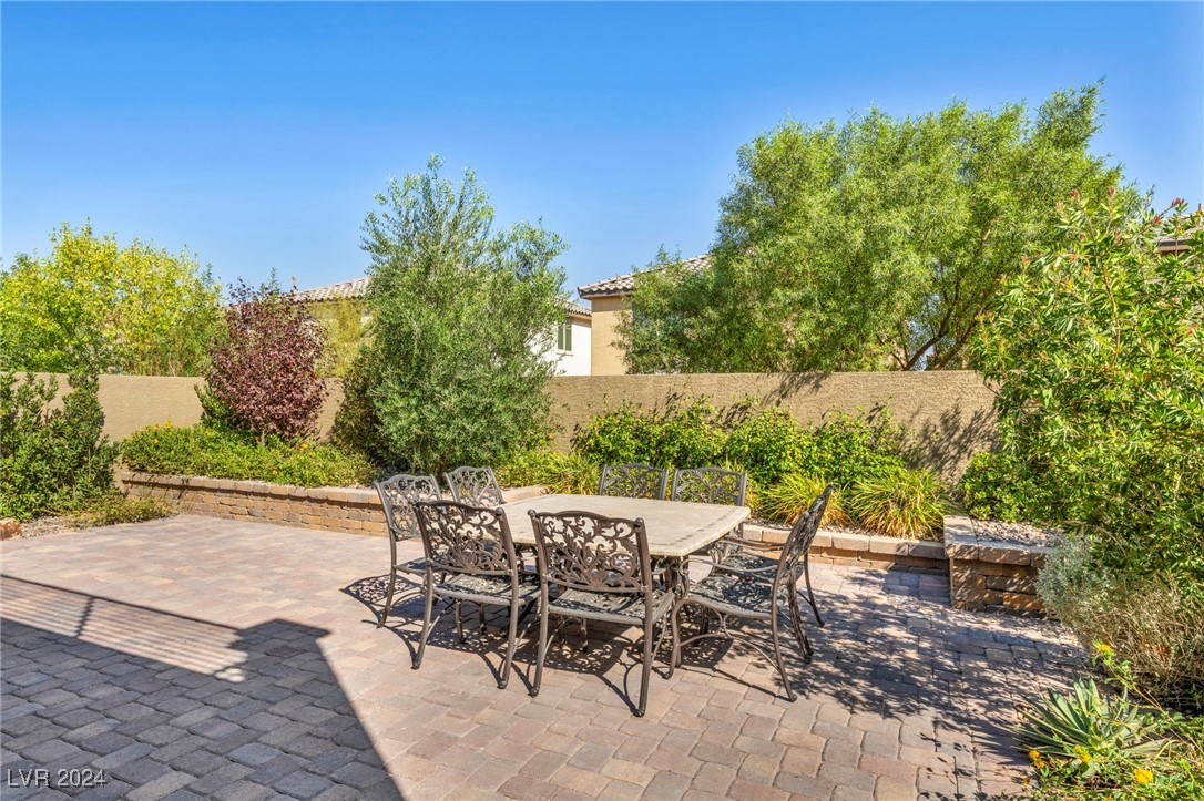 8616 Todd Allen Creek Street