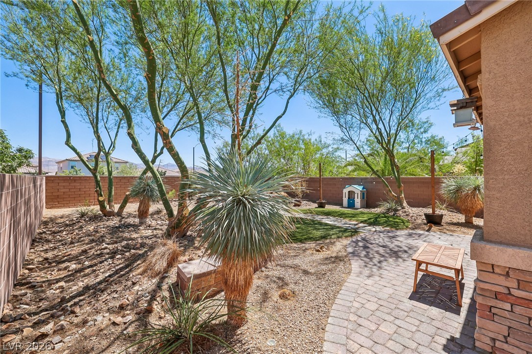 1622 Dire Wolf Avenue