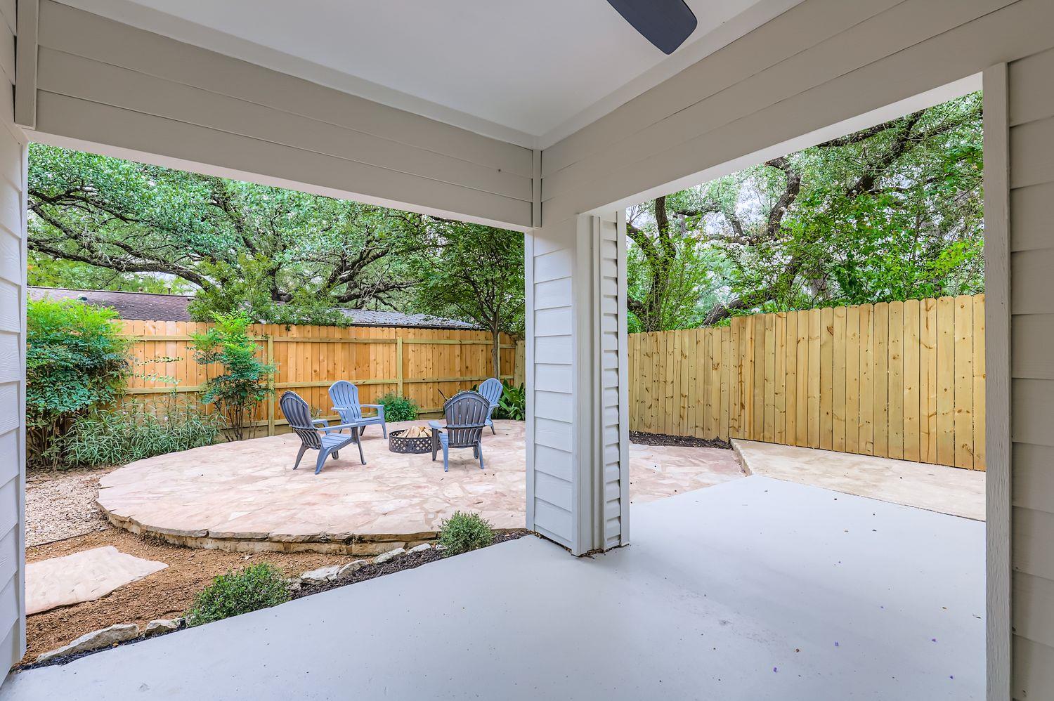11703 Oak Knoll DR