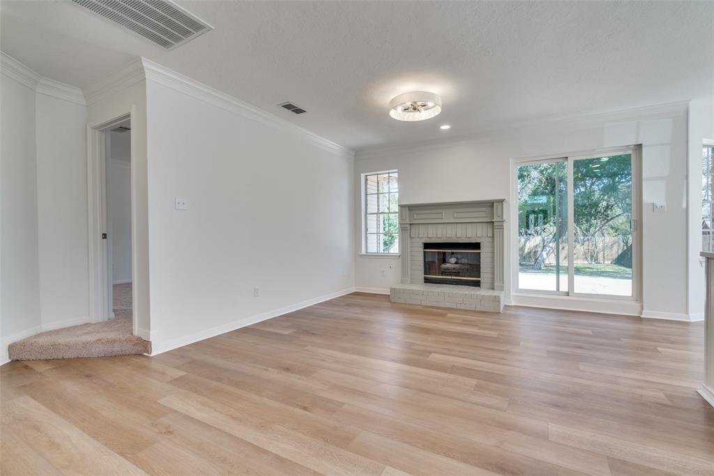 1207 Cardinal LN