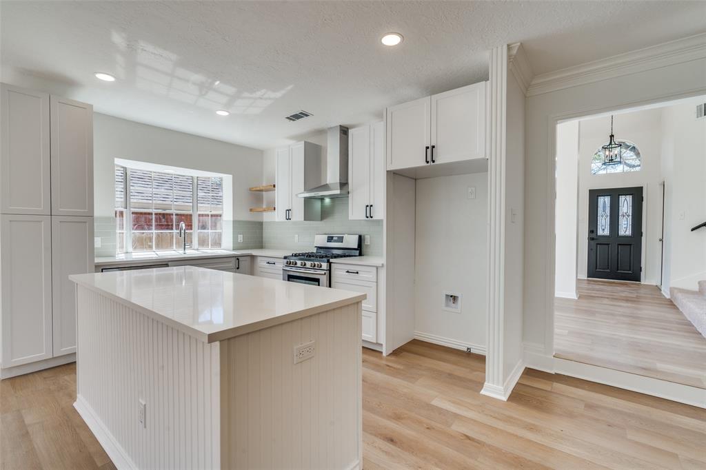 1207 Cardinal LN