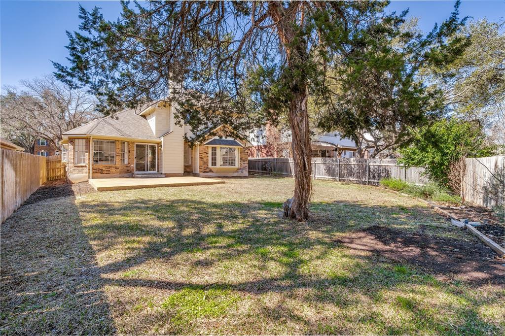 1207 Cardinal LN