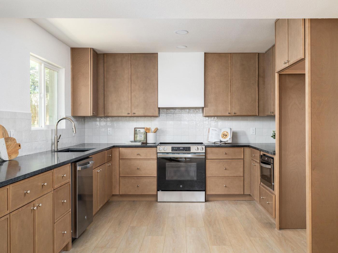 2503 Castledale DR, Austin