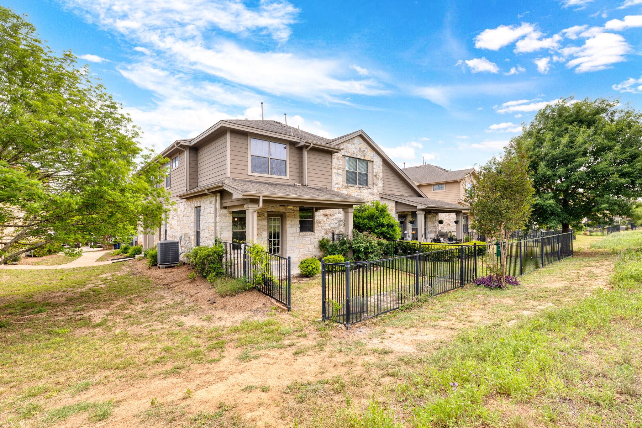 9201 Brodie LN # 1002