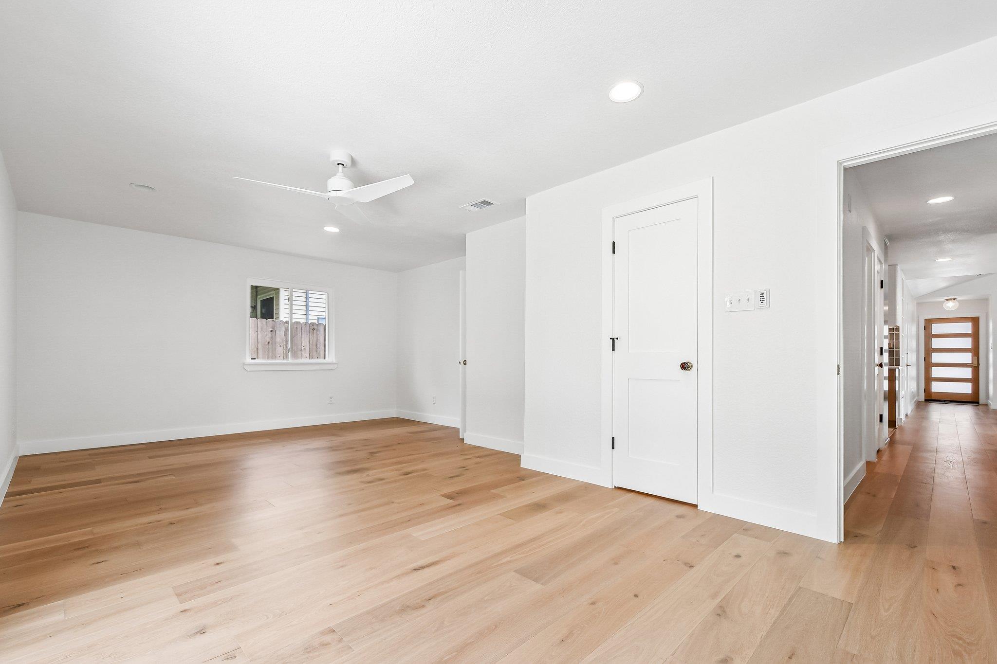 3216 Plantation RD