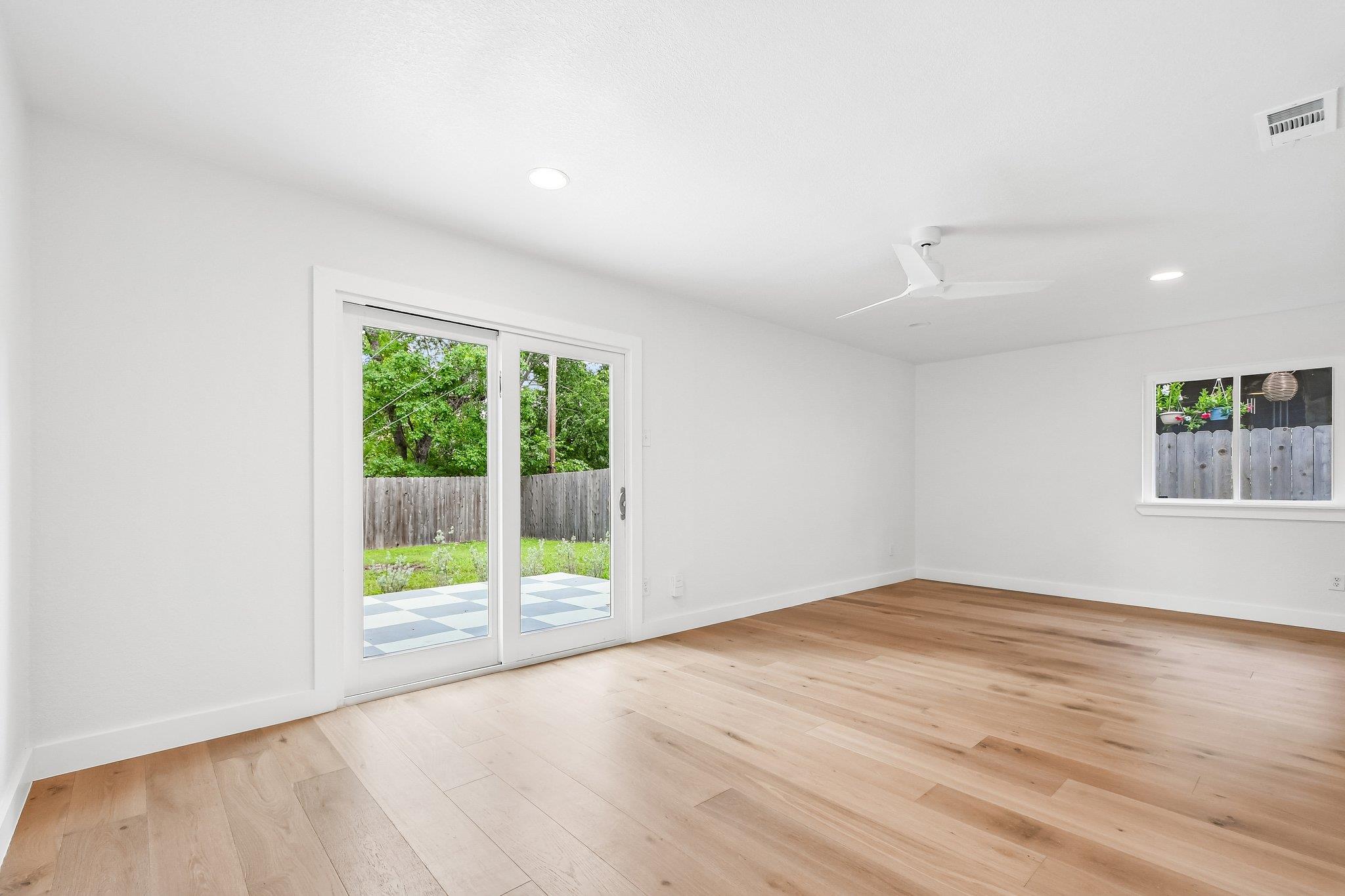 3216 Plantation RD