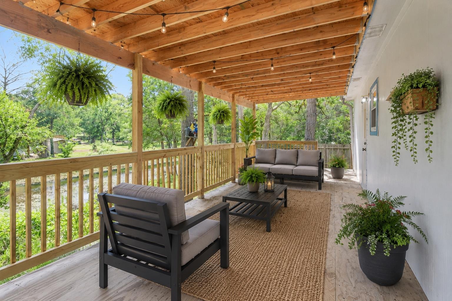 139 Meadow Creek DR