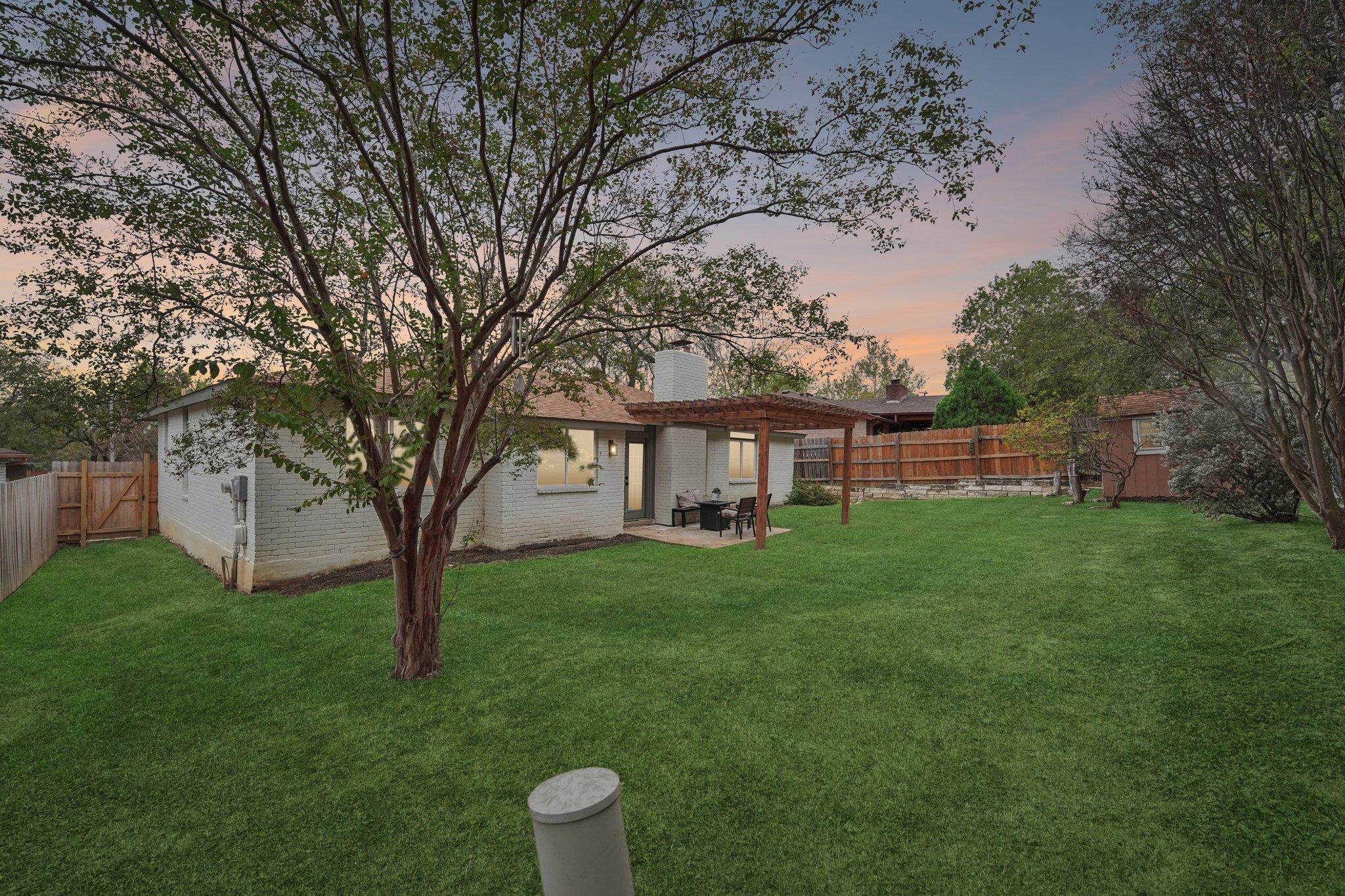 6014 London DR