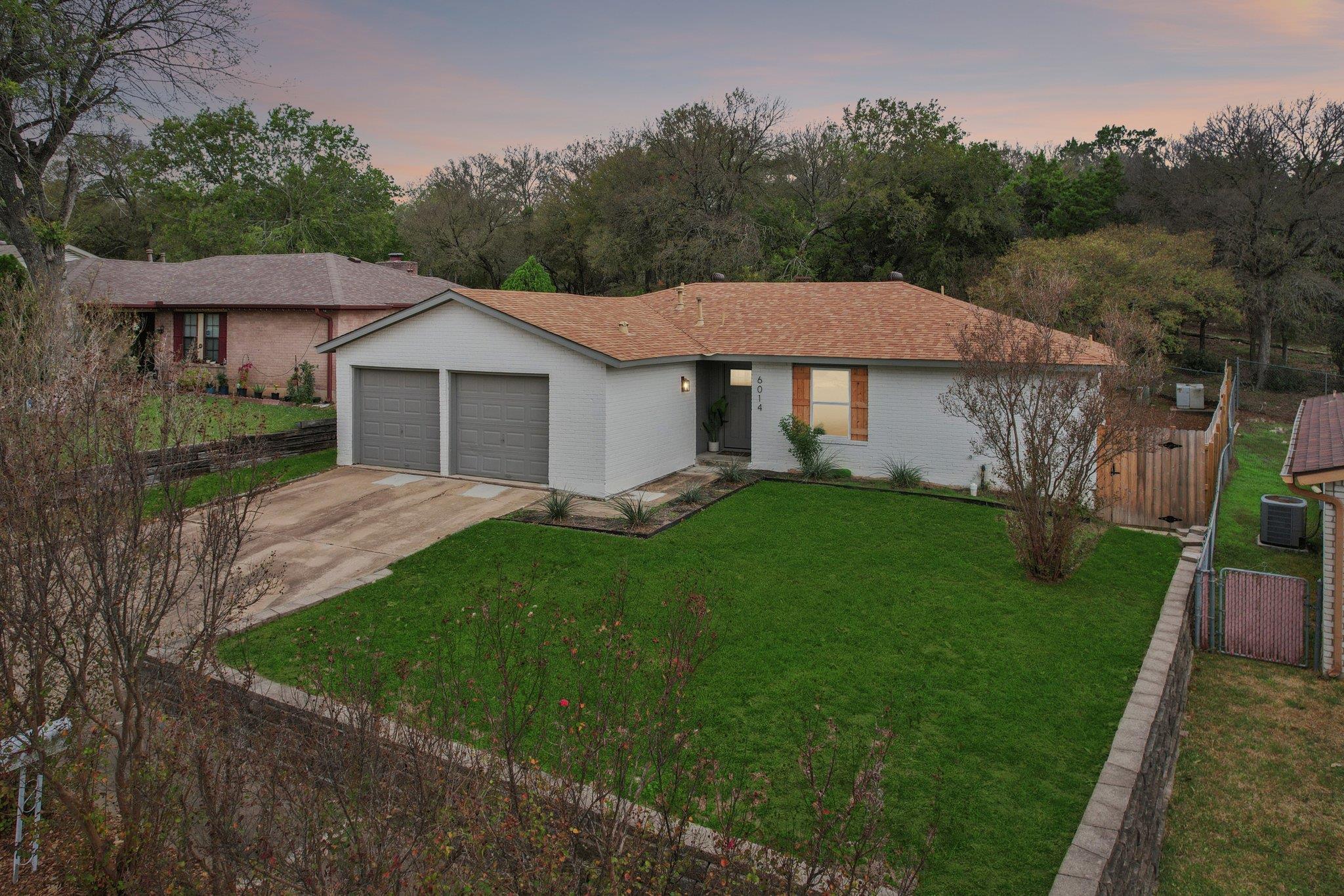 6014 London DR