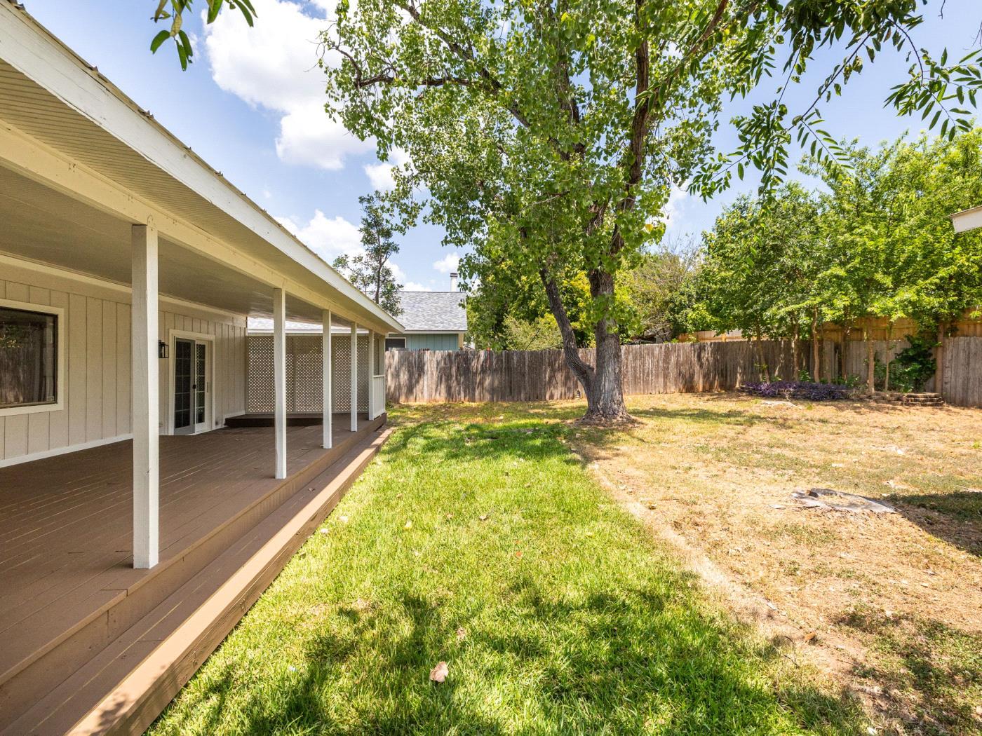 2609 MARKET GARDEN LN