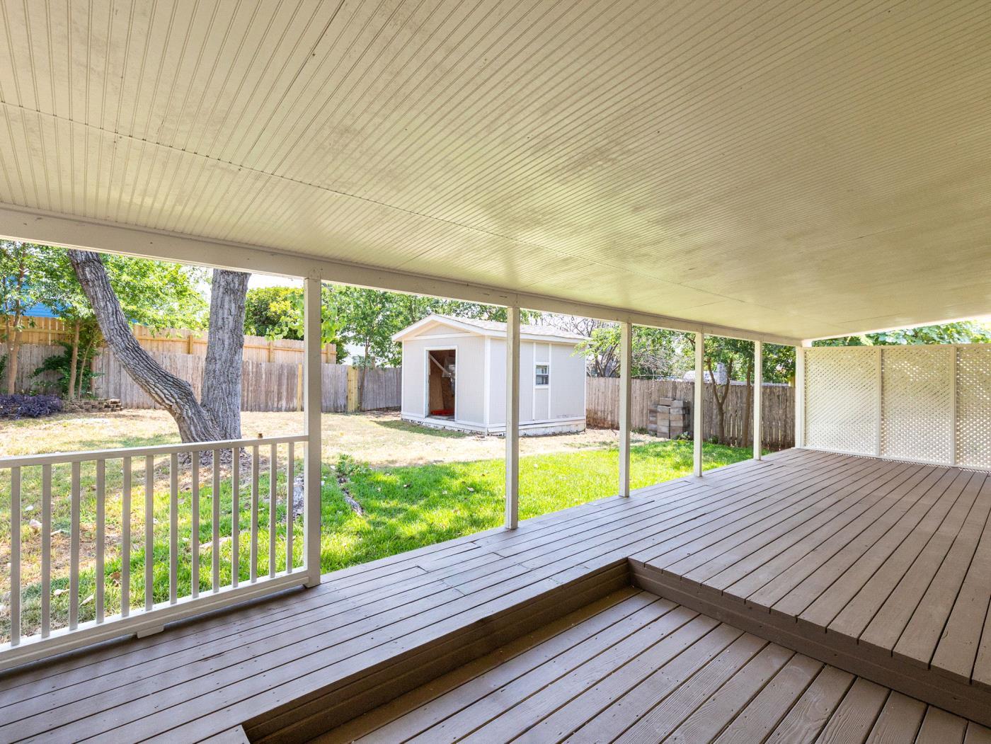 2609 MARKET GARDEN LN