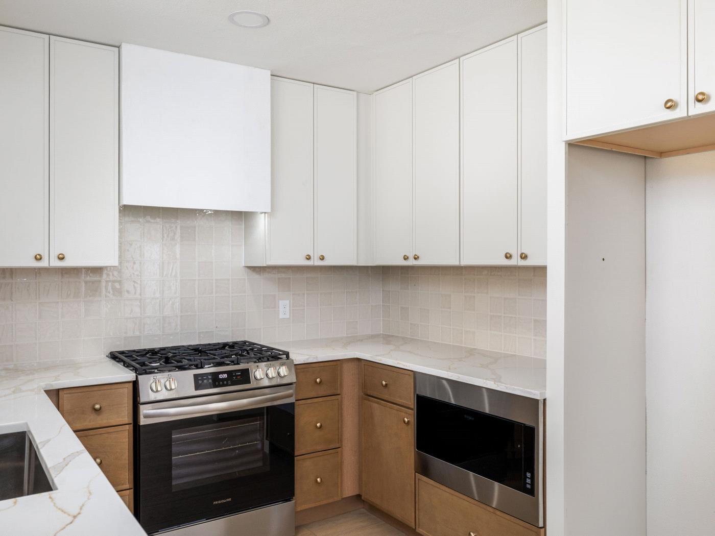 2609 MARKET GARDEN LN