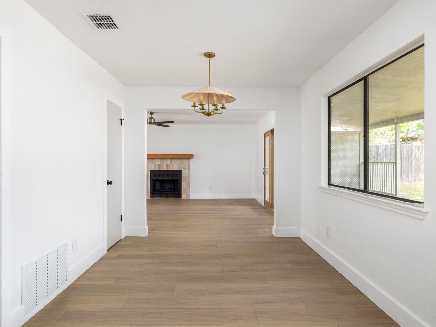 2609 MARKET GARDEN LN