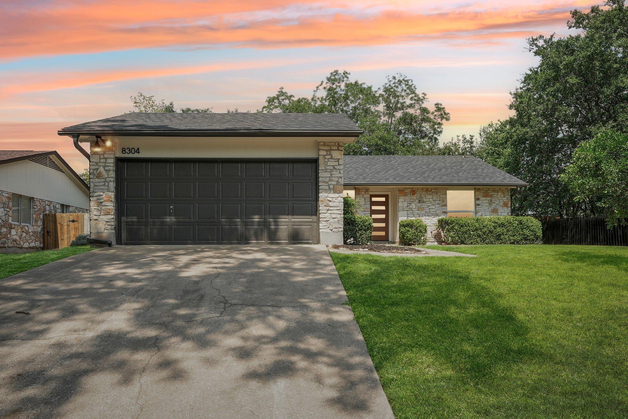 8304 Alabama DR