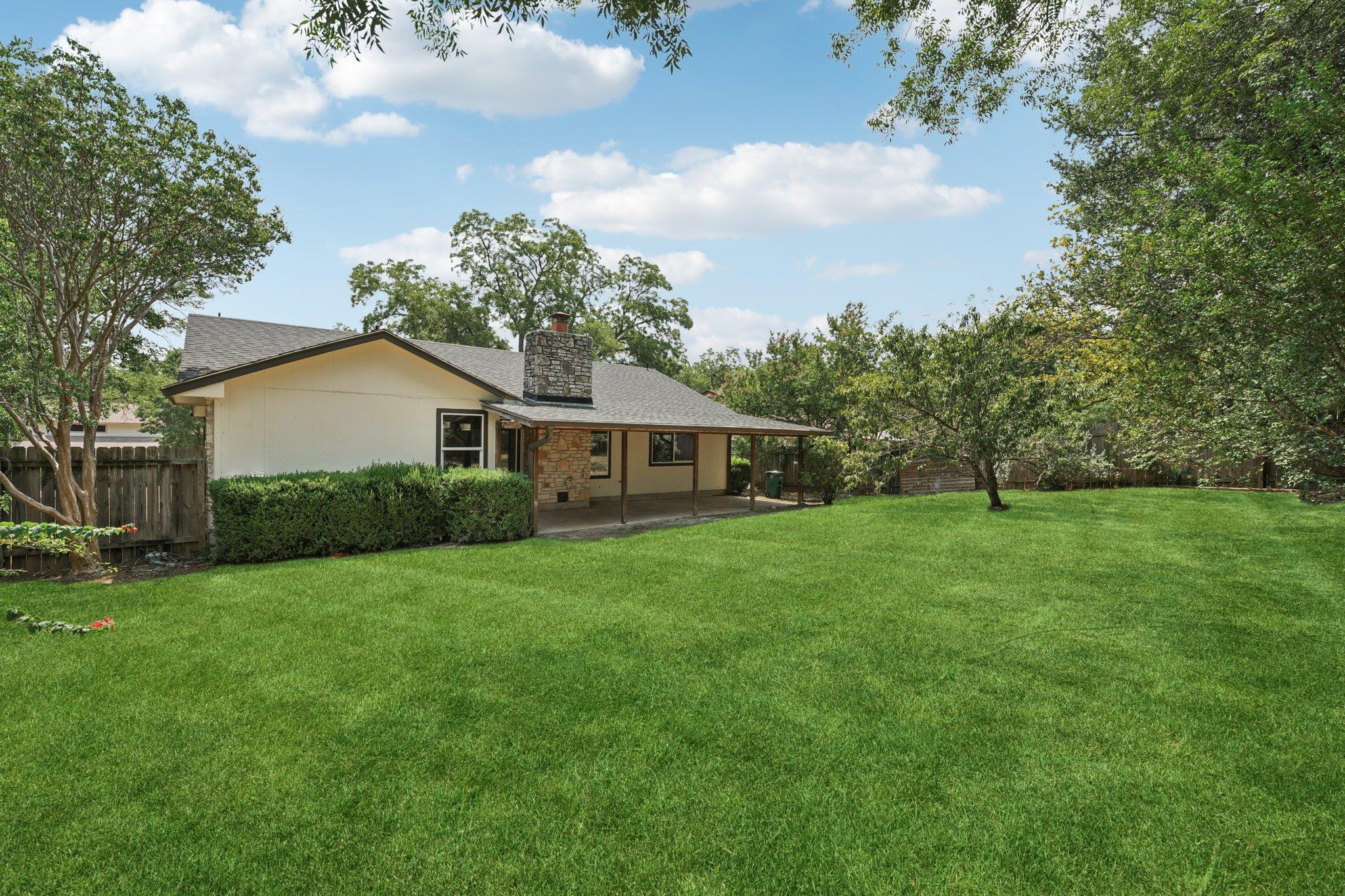 8304 Alabama DR
