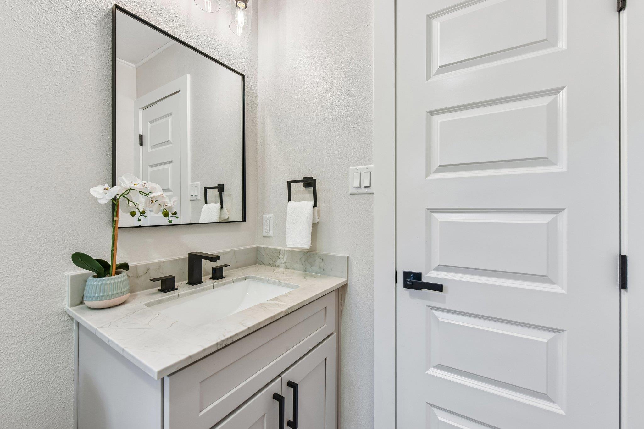 1503 Desert Quail LN